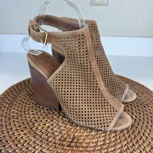 Tory Burch Women's Ankle Bootie Block Heel Size 7 Jessie Perforated Tan Suede